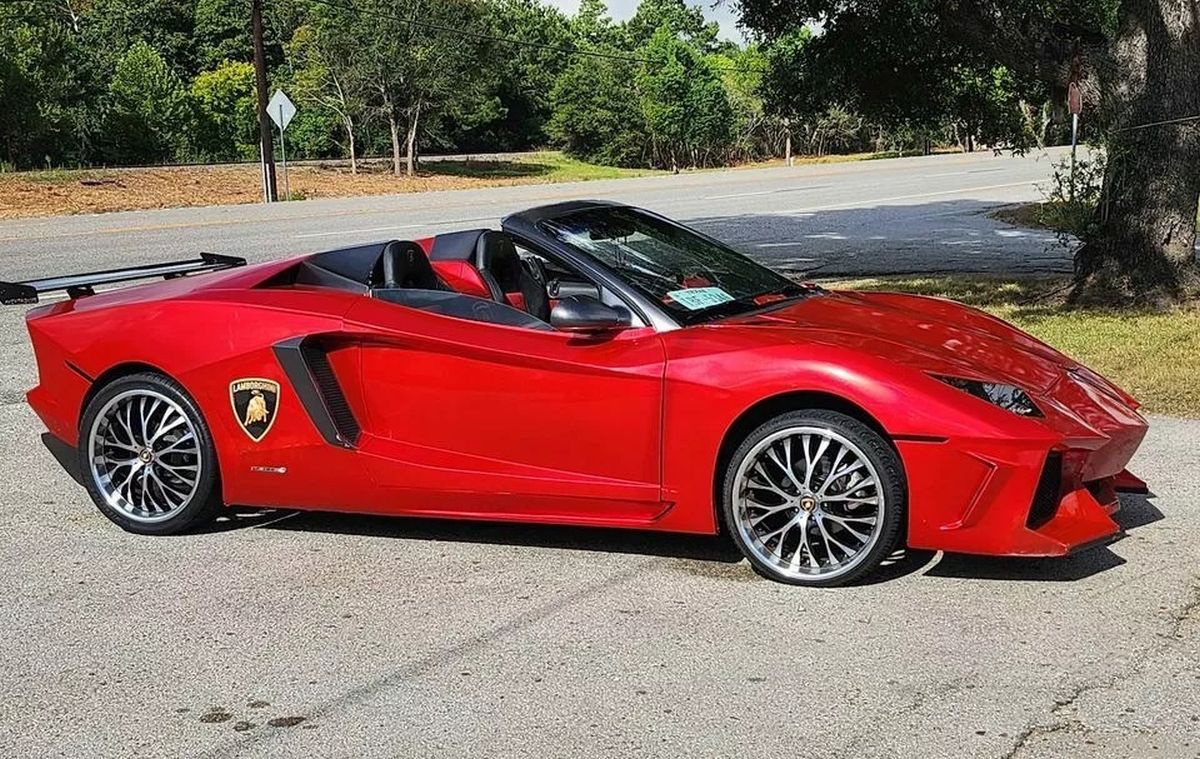 Replika Lamborghini Aventador