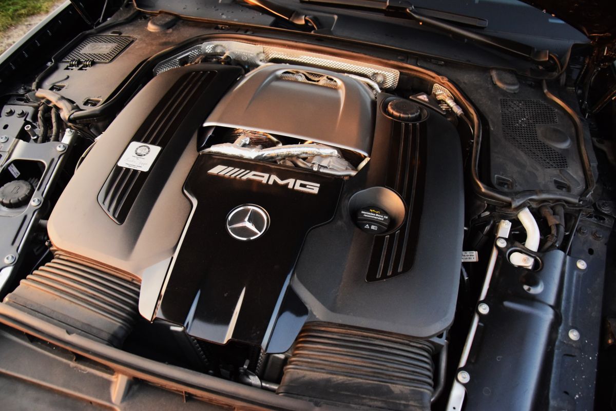 Mercedes-AMG SL 63 - silnik
