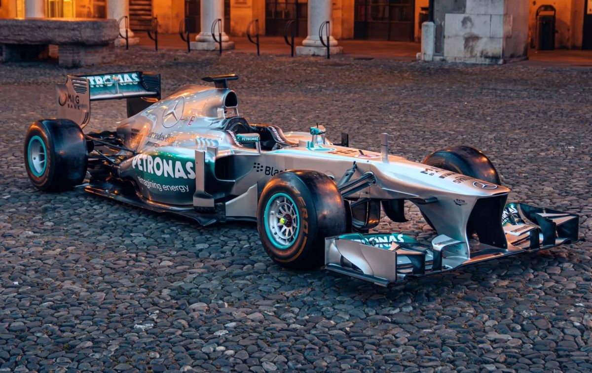 Mercedes F1 W04 2013